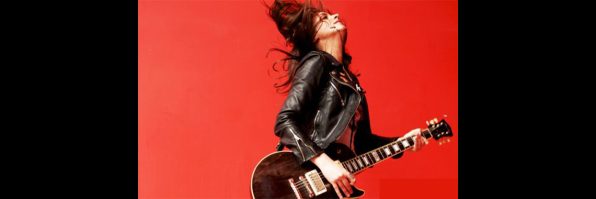 LAURA COX EN CONCERT