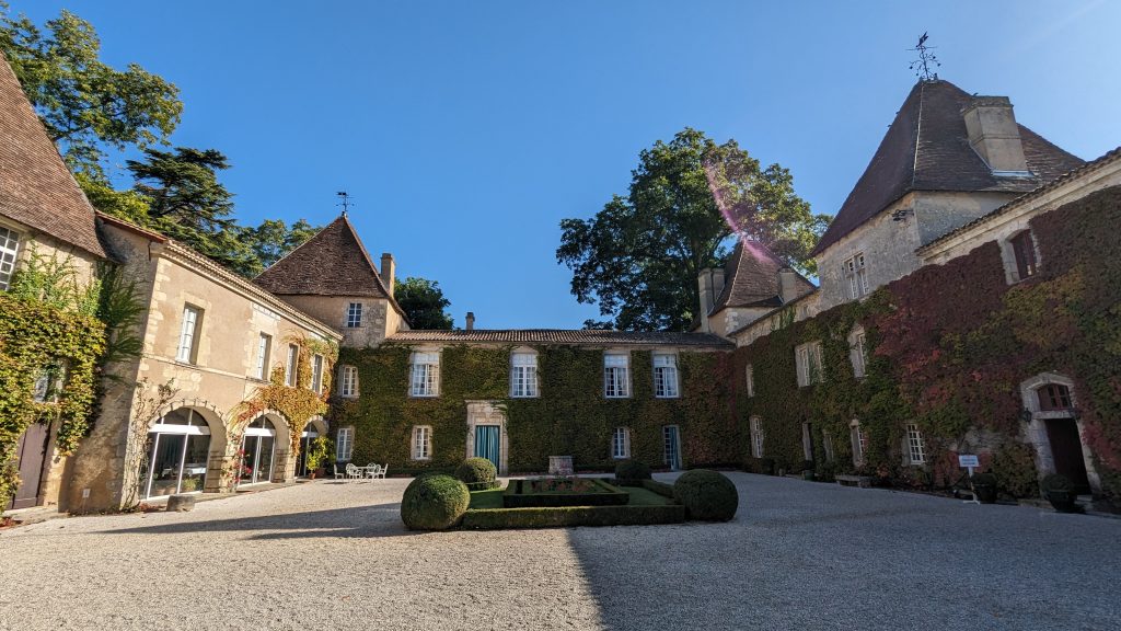 PXL_20231011_095330530