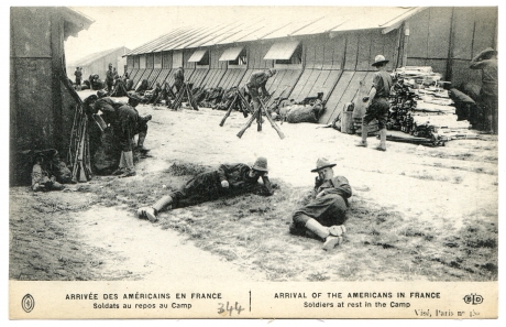 Arrivée des Américains en France - Soldats au repos au camp