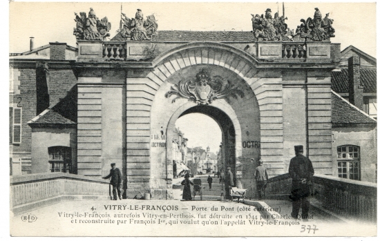 Vitry-le-François - Porte du Pont (côté extérieur)