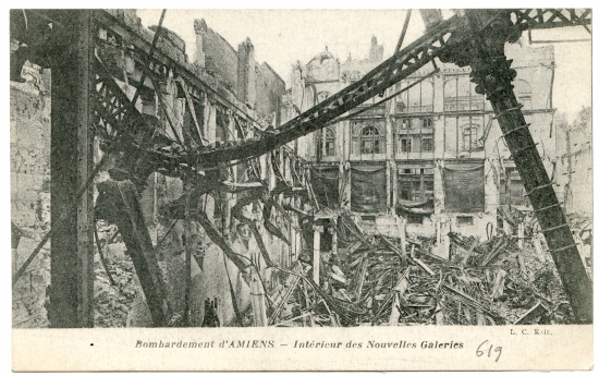 Bombardement d'Amiens - Intérieur des Nouvelles Galeries