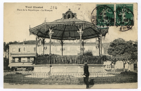 Toul illustré - Place de la République - Le Kiosque