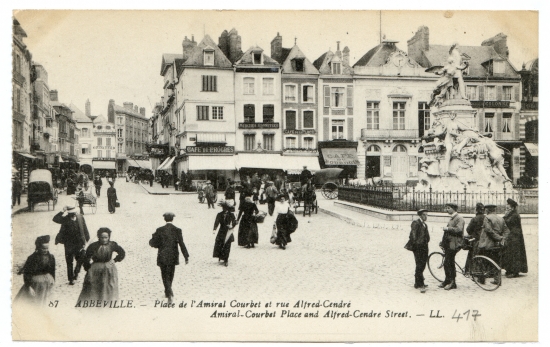 Abbeville. - Place de l'Amiral Courbet et rue Alfred Cendré