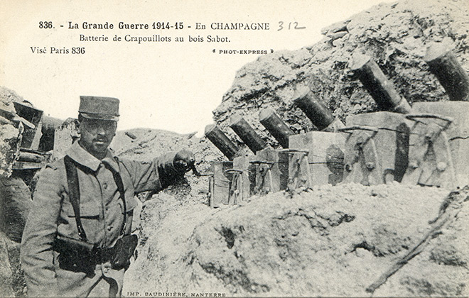 La Grande Guerre 1914-15 - En Champagne. - Batterie de Crapouillots au bois Sabot