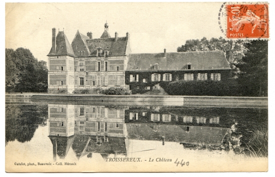 Troissereux. - Le Château