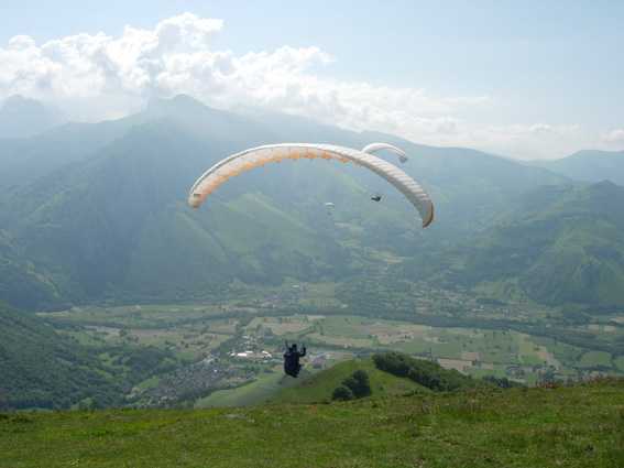 Enlarge fille_cage_copain.JPG