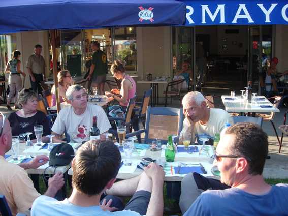 Enlarge repas_fin3.JPG