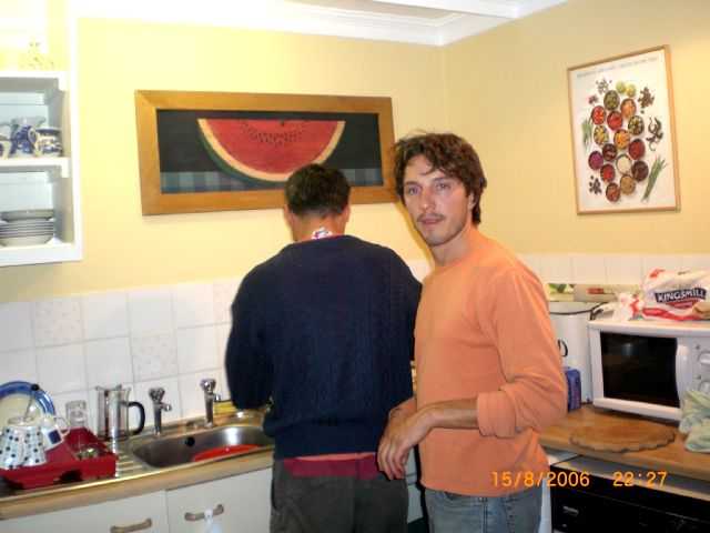 Enlarge Antosetournelespouce.JPG