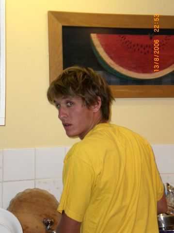 Enlarge Surprisalavaisselle.JPG