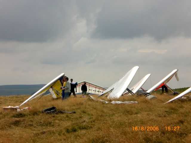 Enlarge ailesaudepart2.JPG