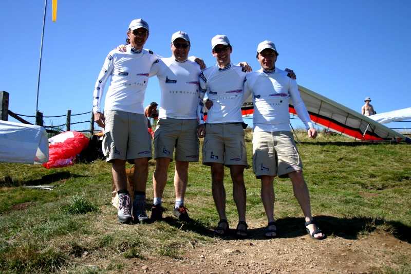 Enlarge Picture023_British_team.jpg