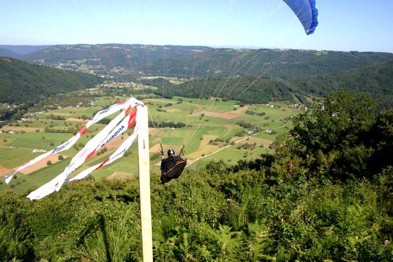 Enlarge Picture140_British_team.jpg