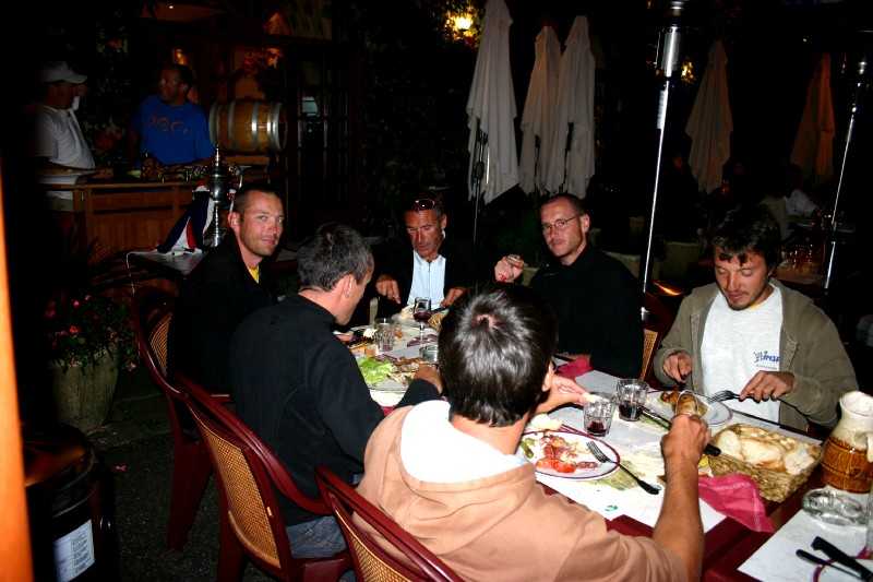 Enlarge Picture219_British_team.jpg