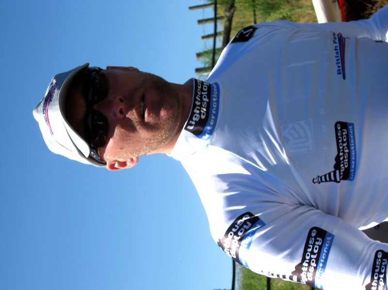 Enlarge Picturen132_British_team.jpg