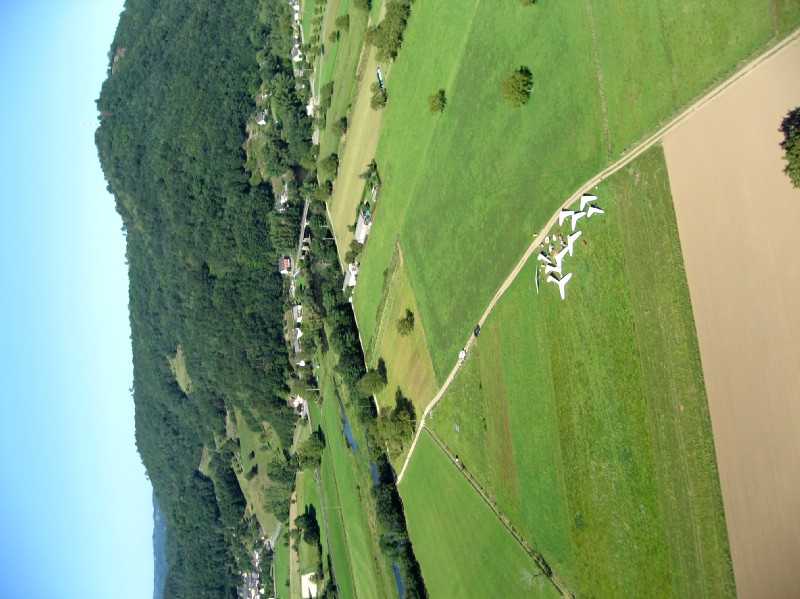 Enlarge Picturen153_British_team.jpg