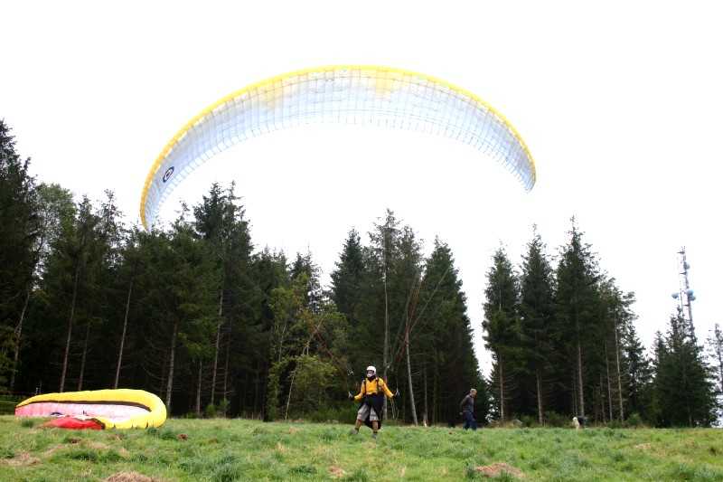 Enlarge Picture025_british_team.jpg