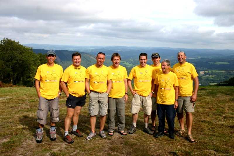 Enlarge Picture234_British_team.jpg