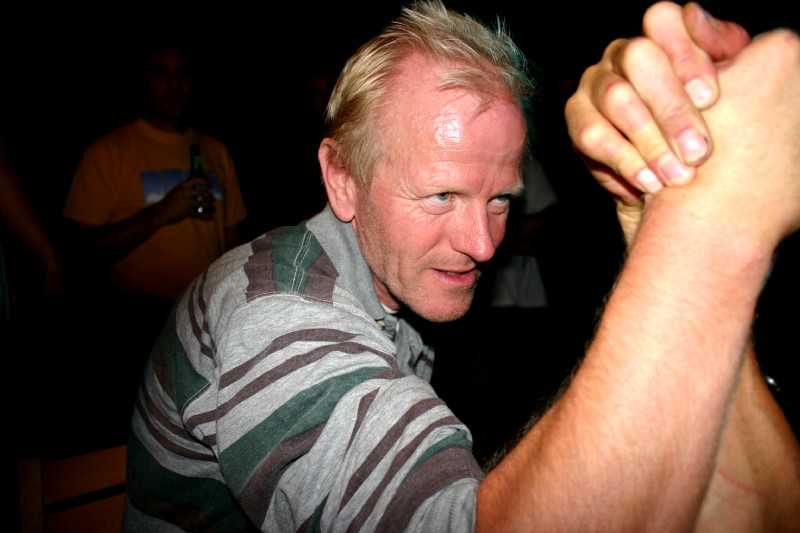 Enlarge Picture263_British_team.jpg