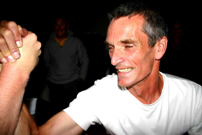 Enlarge Picture264_British_team.jpg