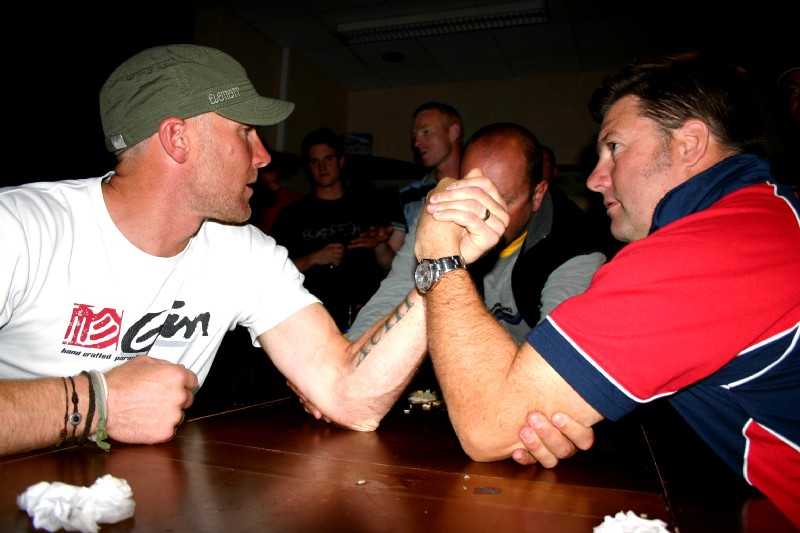 Enlarge Picture274_British_team.jpg