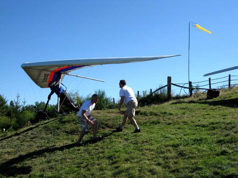 Enlarge Picture114_British_team.jpg