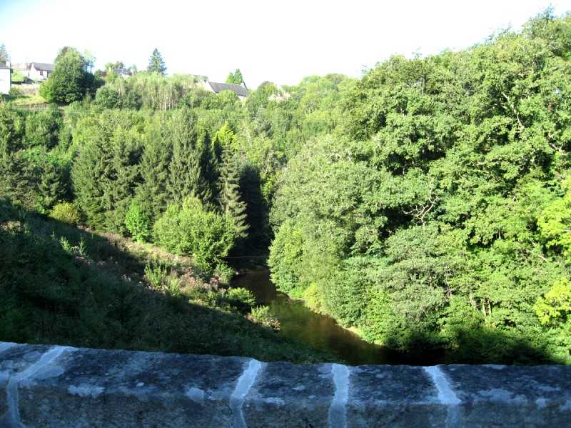 Enlarge Picture126_British_team.jpg