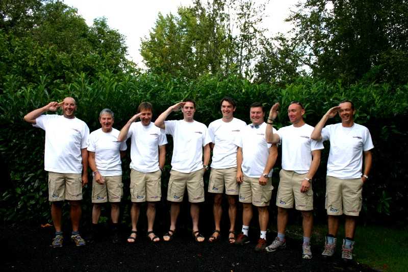 Enlarge Picture237_British_team.jpg