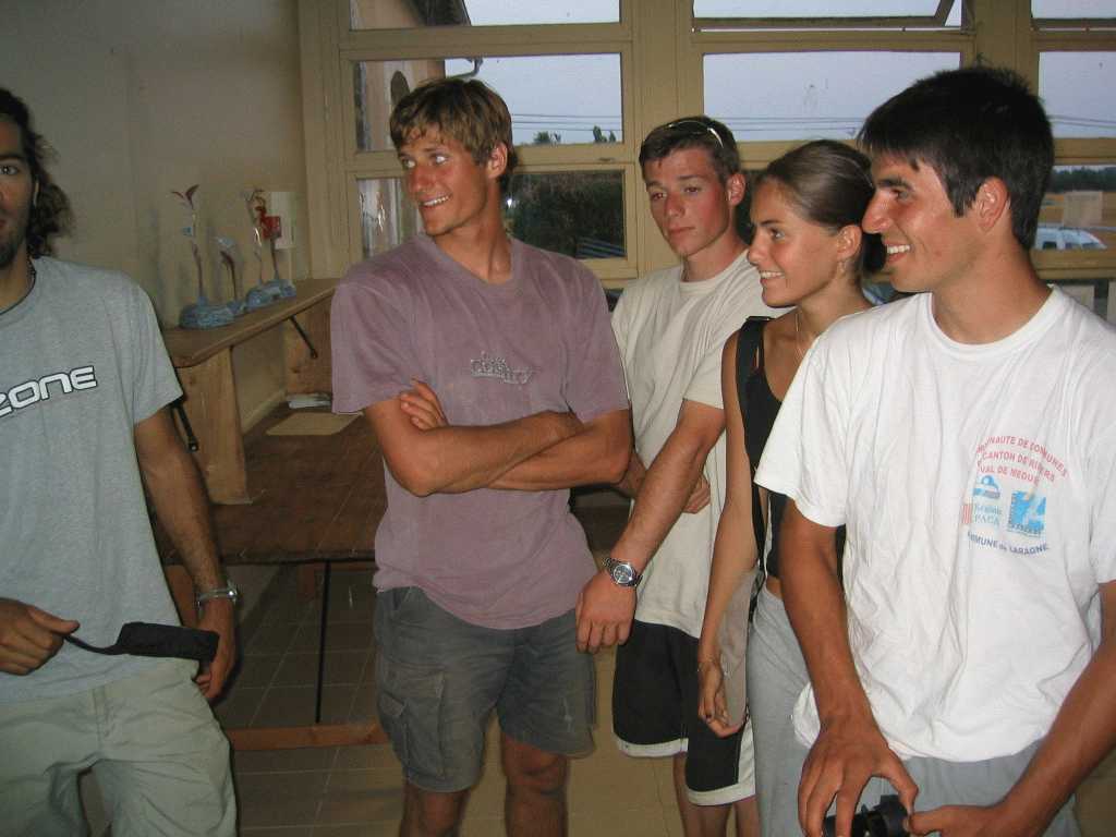 Enlarge team_jeune.JPG