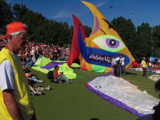 Enlarge Icare2005_BigFish.jpg