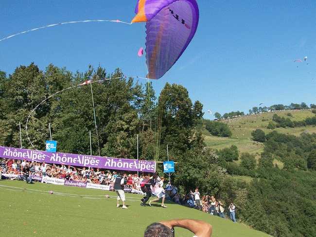 Enlarge Icare2005_JustMarried.jpg