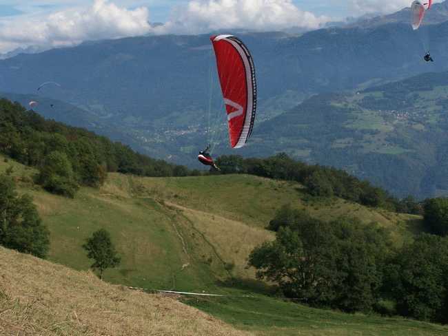 Enlarge Icare2005_Voltige3.jpg