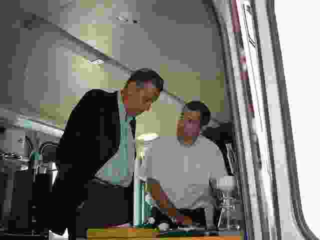 Enlarge gennes08.JPG