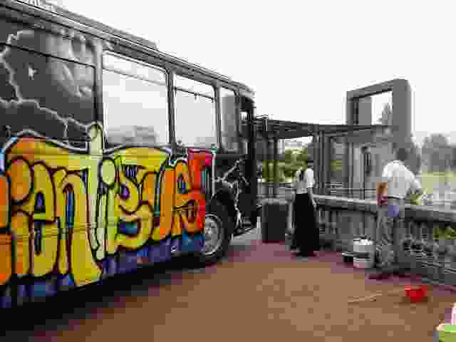 Enlarge gennes25.JPG