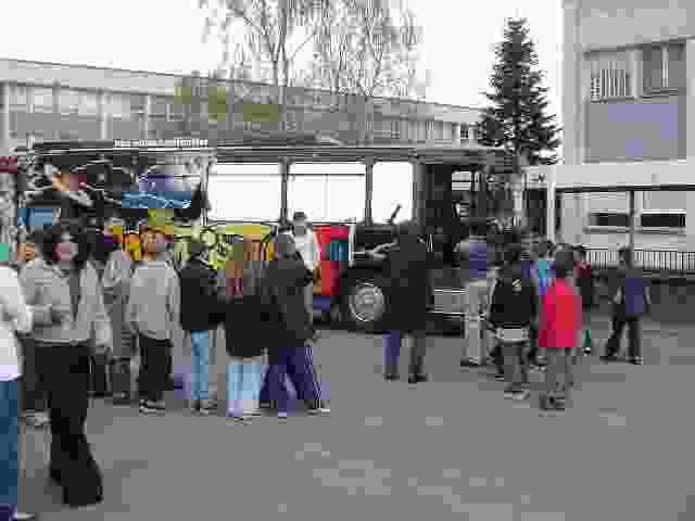 Enlarge StYrieix230.JPG