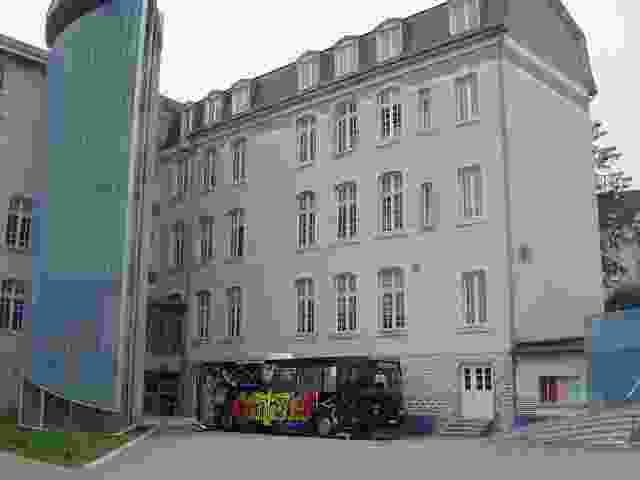 Enlarge la_souterraine002.jpg