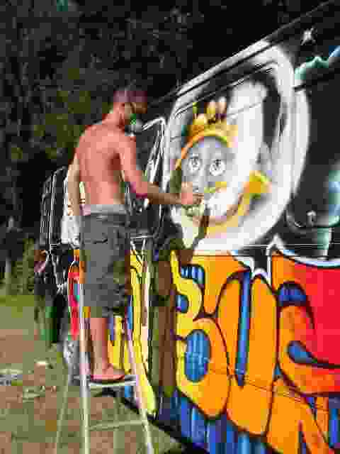 Enlarge finitions_de_la_peinture.jpg