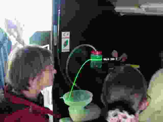 Enlarge laser_et_eau.jpg