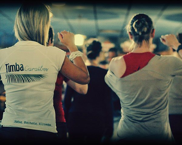 Le service culturel de l'Université de Limoges vous propose un atelier salsa bachata tous les jeudis - de 20h à 21h30 !