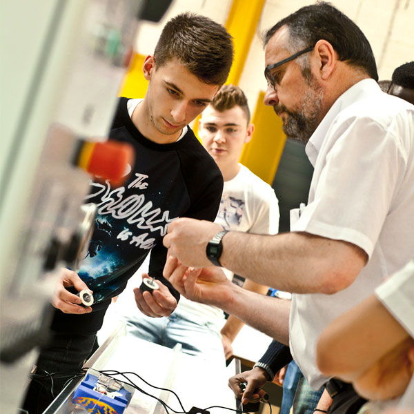 L'alternance à l'Université de Limoges est un dispositif majeur de formation