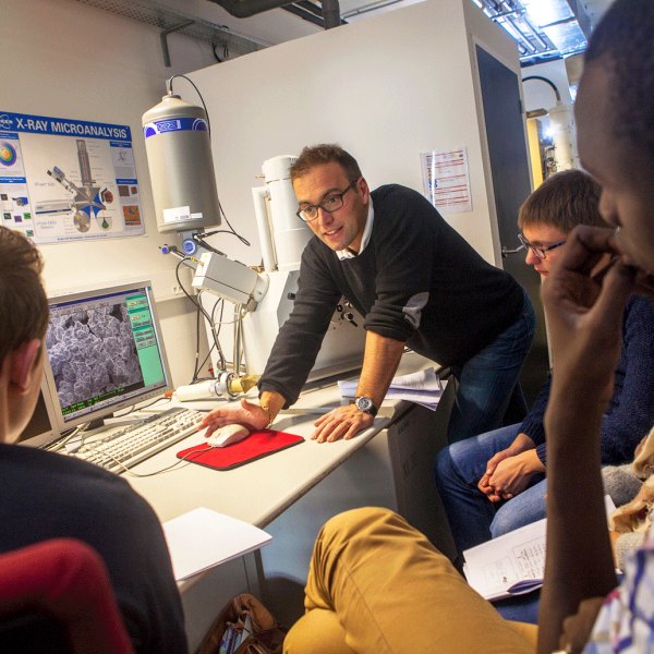 Choisissez votre master à la Faculté des sciences et techniques de l'Université de Limoges