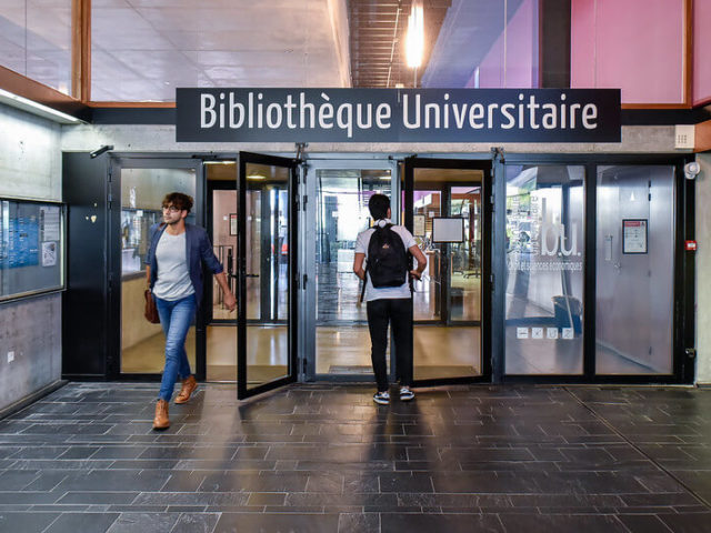 Bilbiothèque univeristaire de la Faculté de Droit